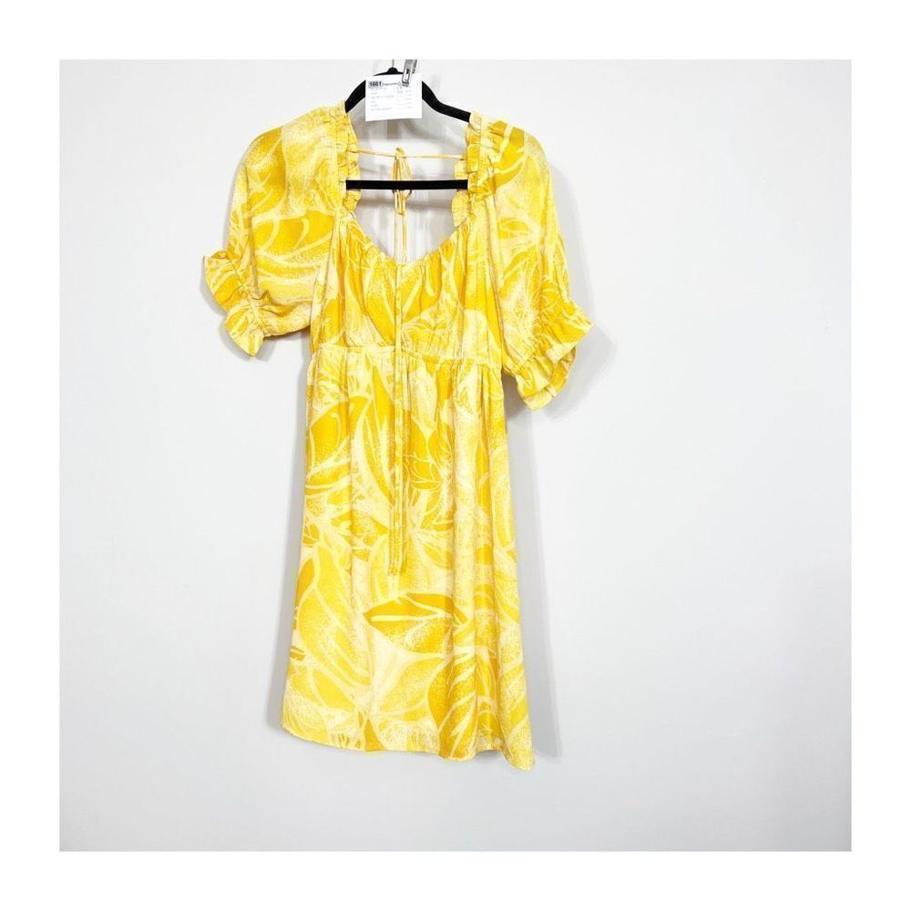 19Cooper Dress puff Sleeve Floral Yellow Womens Medium Coquette new